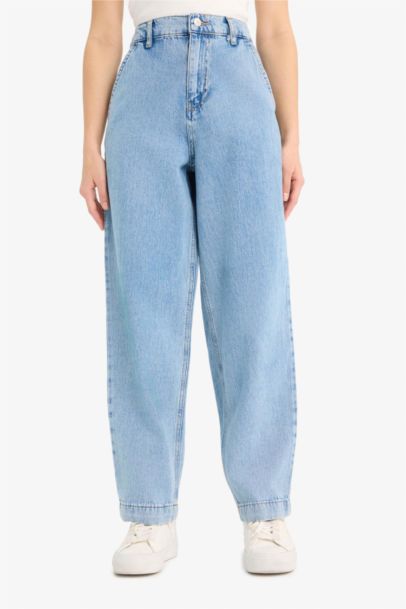 Pantalon Jean à taille élastique Coupe carotte
