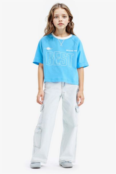 تيشيرت بناتي نص كم أوفر سايز بياقة مستديرة