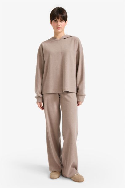 Relax Fit Long Sleeve Sweatshirt