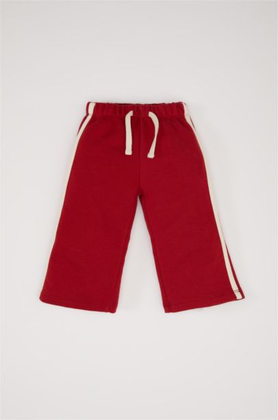 طقم بنات من قطعتين سويت شرت بطبعة شعار برقبة مستديرة و سروال