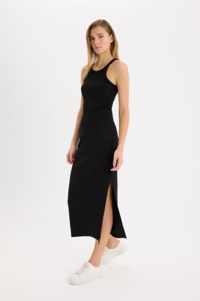 Fitted Body-hugging Slit Basic Camisole Black Midi Skirt