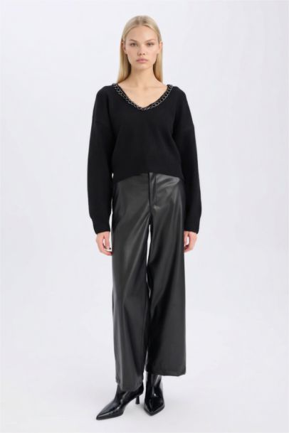 بلوفر تريكو اوفر سايز برقبة V