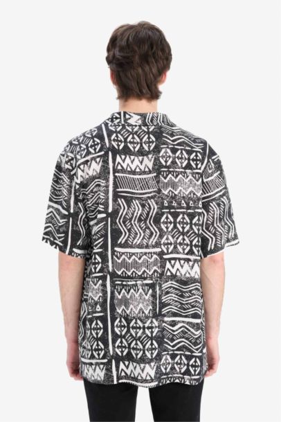 قميص صيفي نص ردن قصة عادية بياخة عالية