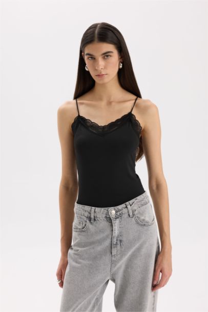 ديباردور سليم فيت بياقة V