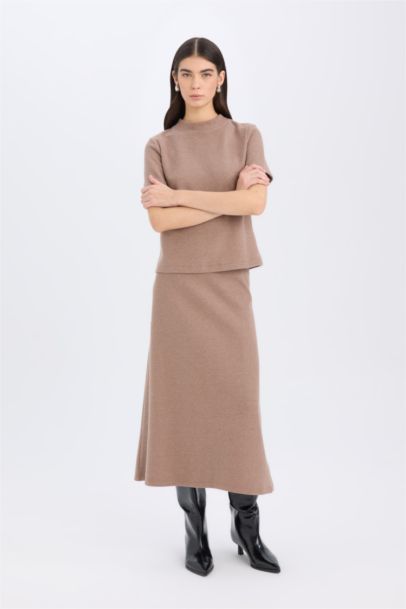 Selanik Kumaş 2'li Takım Kısa Kollu Üst Beli Lastikli Midi Etek