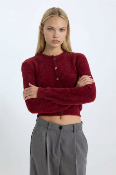 سترة تريكو قصة عادية برقبة مستديرة