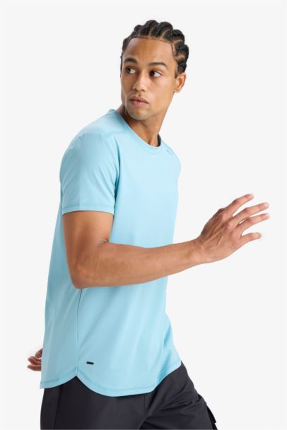 Standart Fit Bisiklet Yaka Sporcu Kısa Kollu Tişört