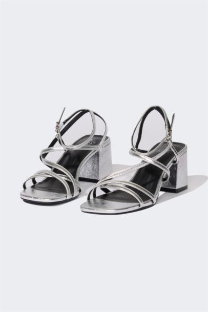 Woman Faux Leather Heeled Sandals