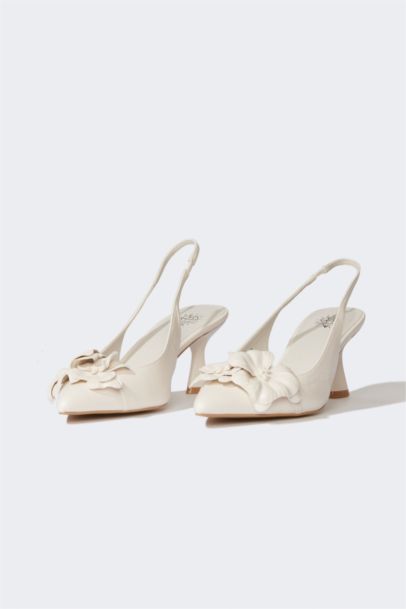 Woman Faux Leather Heeled Sandals