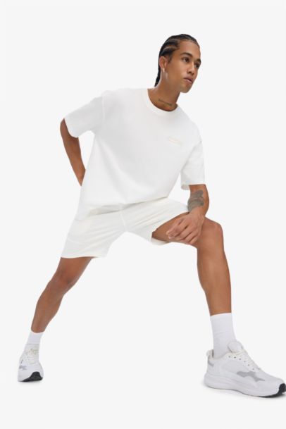 Спортивные шорты с карманами и завязками, стандартная посадка