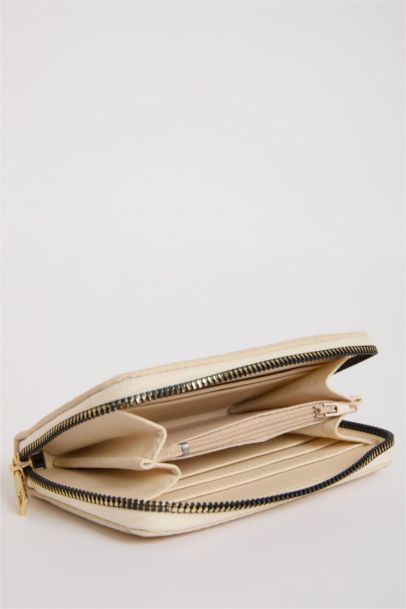 Woman Faux Leather Wallets