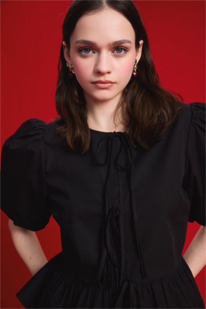 Crew Neck Short Sleeve Blouse