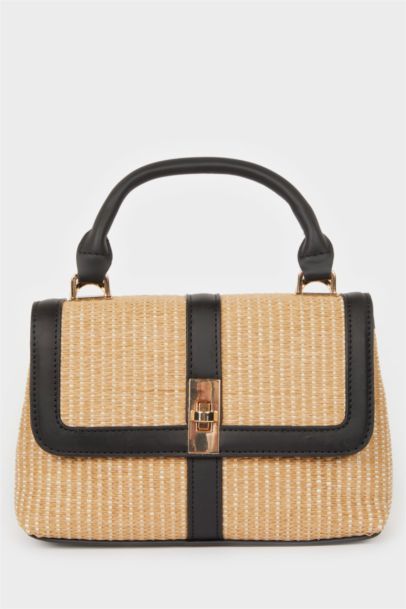 Woman Straw Shoulder Bag