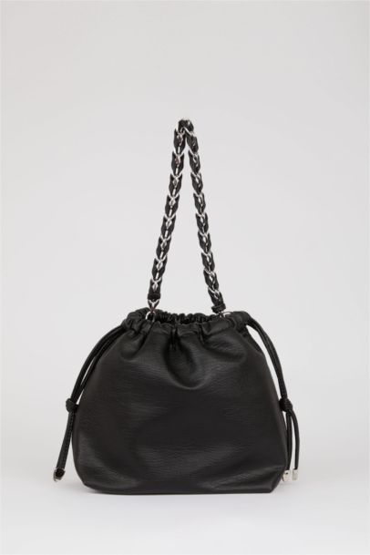 Woman Chain Strap Detailed Faux Leather Shoulder Bag