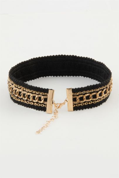 قلادة نسائية