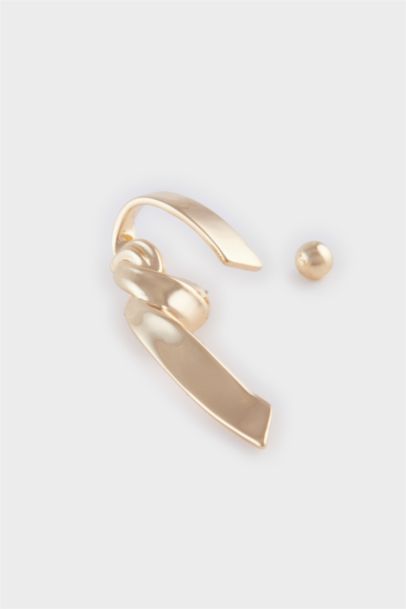 حلق ذهبي نسائي