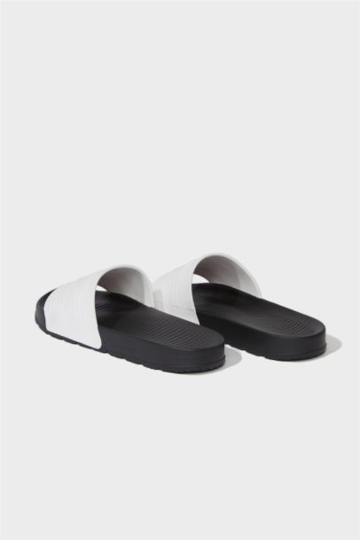 شبشب رجالي إيفا بكعب مسطح