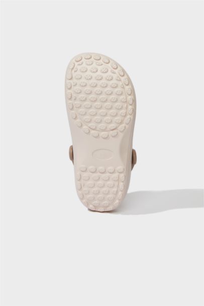 شبشب بناتي أيفا بكعب عالي