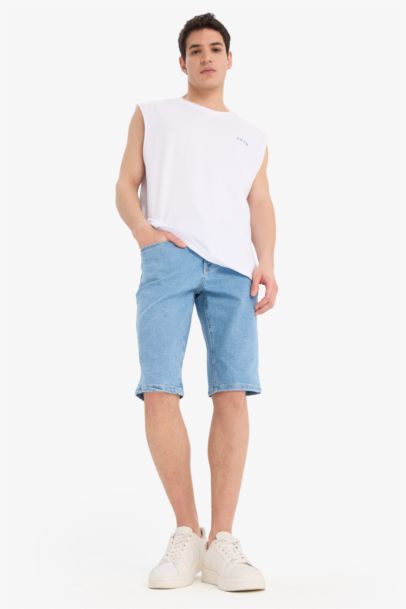 Boxy Fit Printed Crew Neck Sleeveless Tank Top