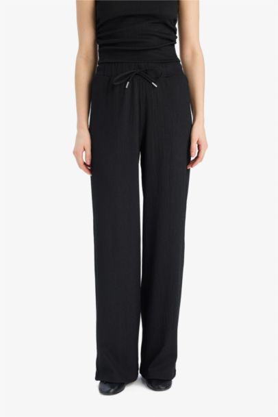 Pantalon froissé droit à taille élastique avec cordon de serrage et poches