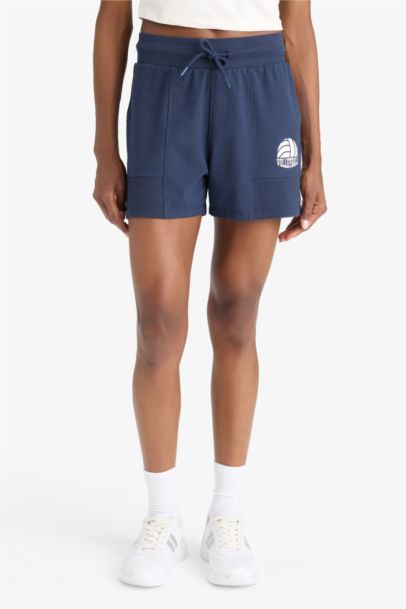 Standard Fit Thin Sweatshirt Fabric Short Leg Shorts