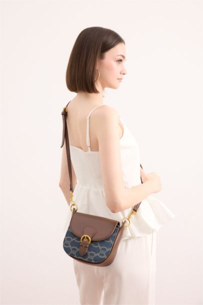 Woman Faux Leather Shoulder Bag