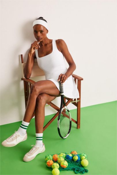 فستان قصة عادية