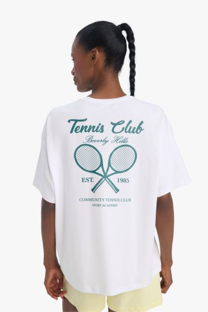 تيشيرت واسع مطبوع على الظهر بياقة مستديرة وأكمام قصيرة من DeFactoFit