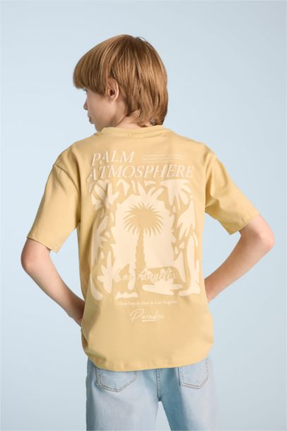 تيشيرت نص كم مطبوعة قصة عادية بياقة مستديرة