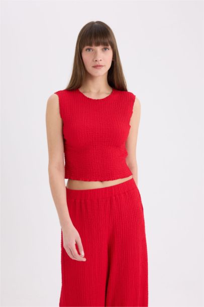 Pantalon large en tissu gaufré