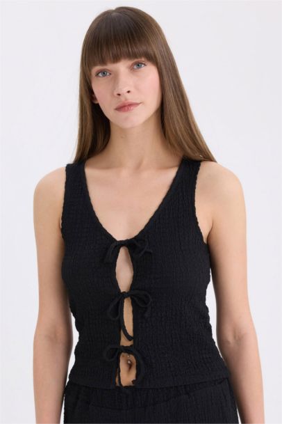 Regular Fit V-Neck Tank Top