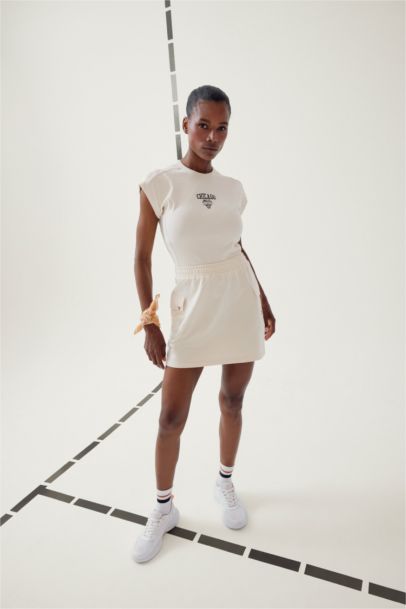 تيشيرت فريق شيكاغو بولز بأكمام قصيرة وياقة مستديرة من DeFactoFit