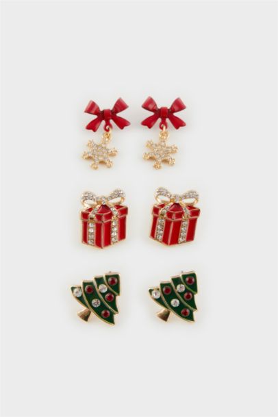 Woman 3 piece Christmas Themed Earrings
