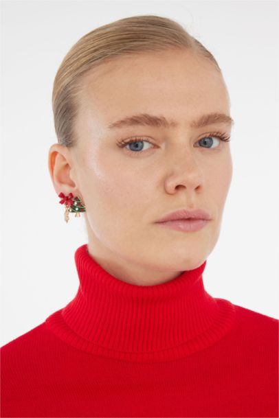 Woman 3 piece Christmas Themed Earrings