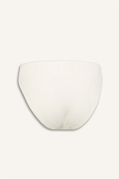 كلوت بكيني مطرز قصة عادية من Fall in Love