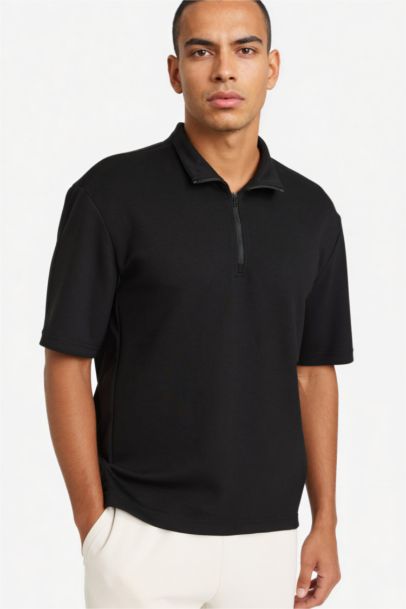 تيشيرت رياضي نص كم قماش سكوبا قصة عادية من DeFactoFit