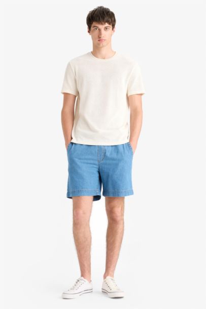 تيشيرت نص ردن بياخة مستديرة وقصة عادية