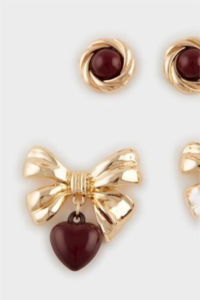 Woman 2 Piece Heart Earrings