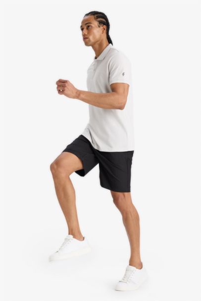 Standard Fit Woven Short Leg Shorts