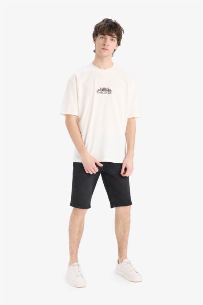 شورت جينز سليم فيت