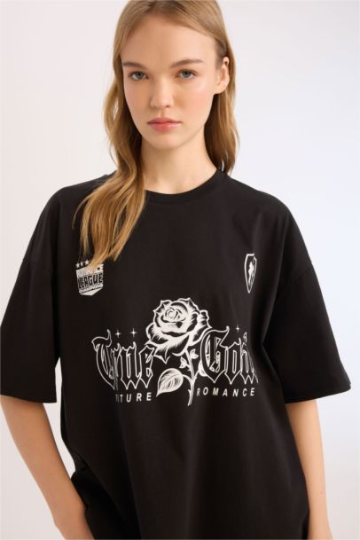 Oversize Fit Short Sleeve T-Shirt