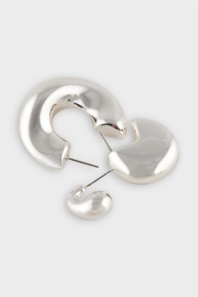 Woman 3 Piece Pearl Earrings