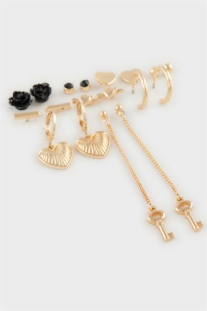Woman 9 Piece Gold Earrings