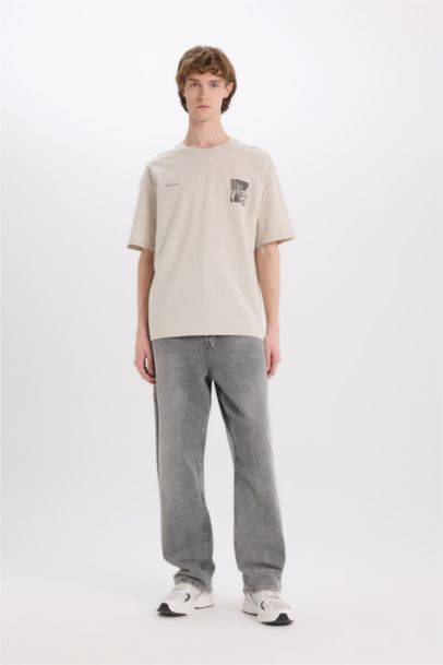 تيشيرت نص ردن اوفر سايز قطن بياخة مستديرة وطبعة من الخلف