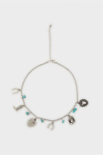 قلادة نسائي فضي