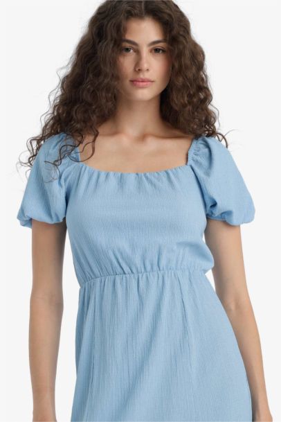 Square Collar Crepe Short Sleeve Midi Dress