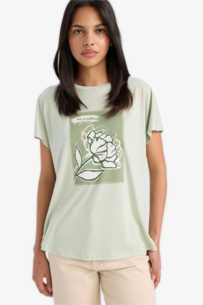 تيشيرت فلورال نص ردن