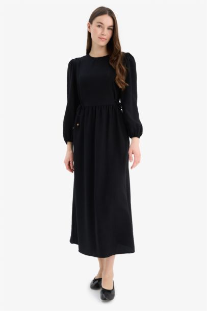 Regular Fit Crew Neck Basic Aerobin Maxi Dress