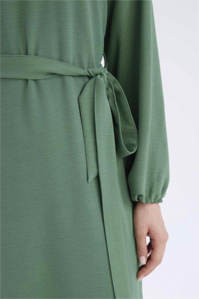 فستان ميدي ايروبين قصة عادية بياخة مستديرة