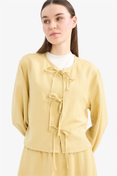 Relax Fit Front Tied Linen Long Sleeve Blouse